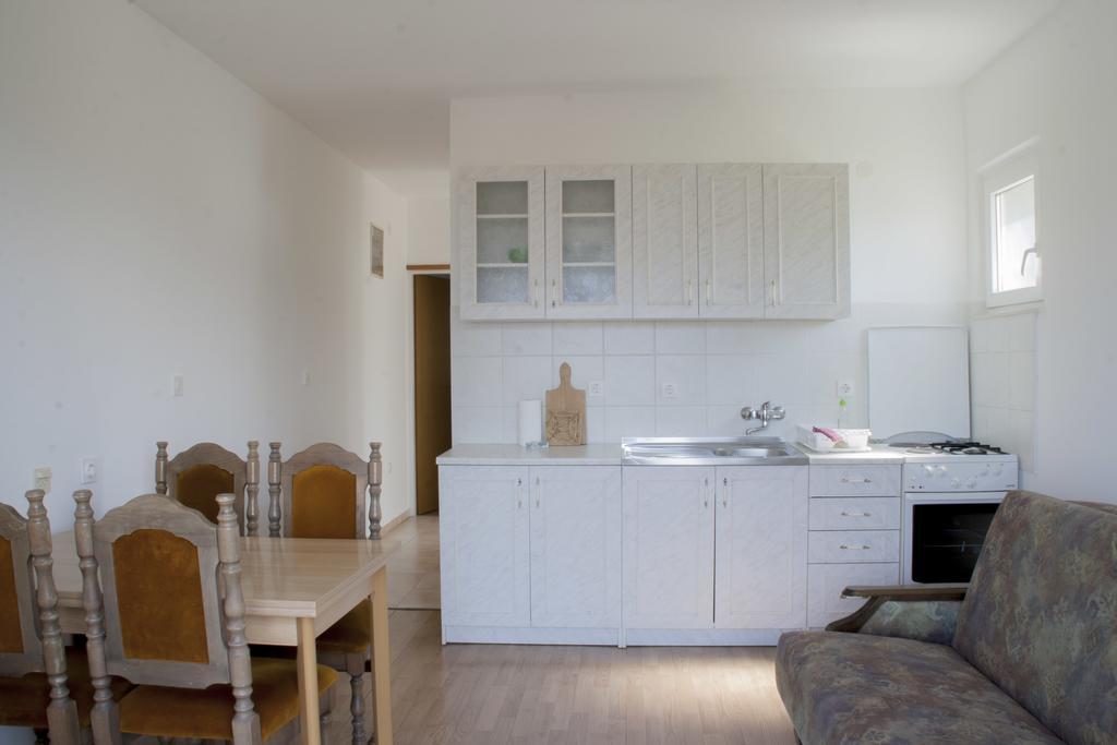 House Baglija Apartment Lumbarda Phòng bức ảnh
